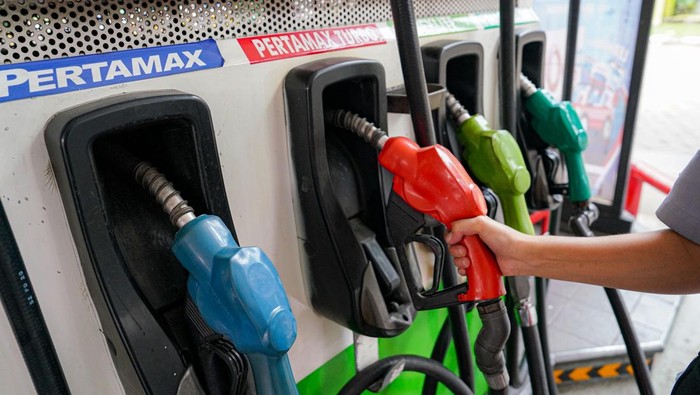 ilustrasi-isi-bbm-1759678449848_169